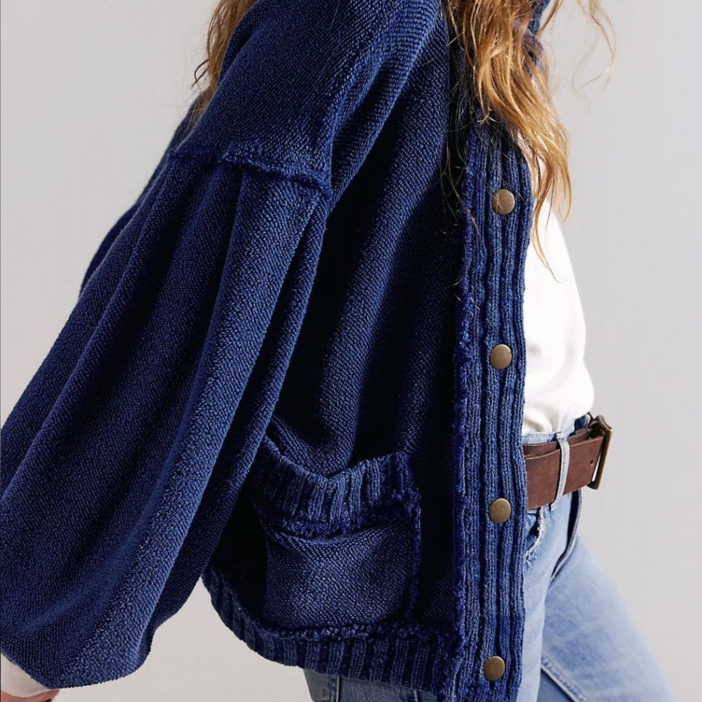 Free People cute in this cardi